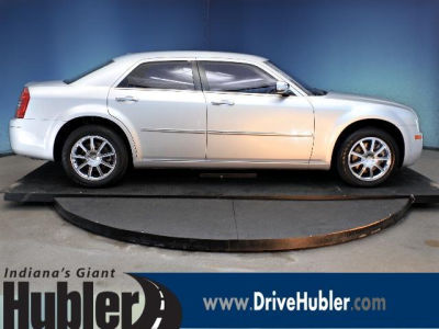 2010 Chrysler 300  Touring/Signature Series