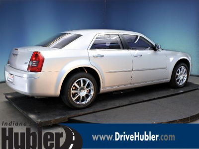 2010 Chrysler 300  Touring/Signature Series
