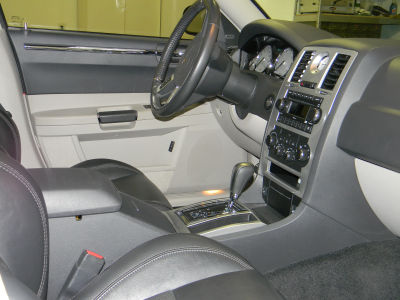 2007 Chrysler 300  SRT-8