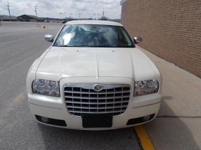 2010 Chrysler 300  Touring