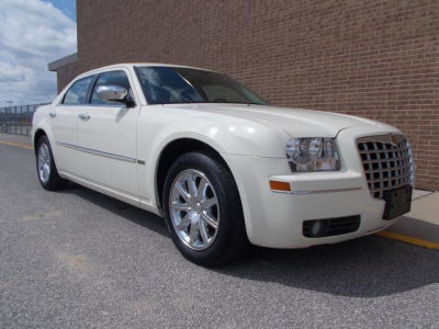 2010 Chrysler 300  Touring