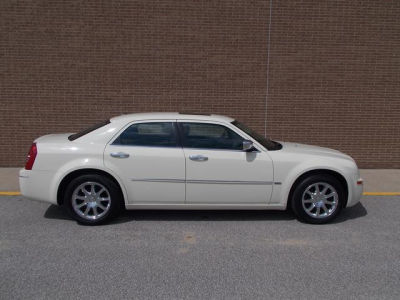 2010 Chrysler 300  Touring
