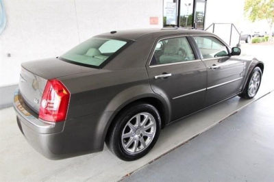 2009 Chrysler 300  Limited