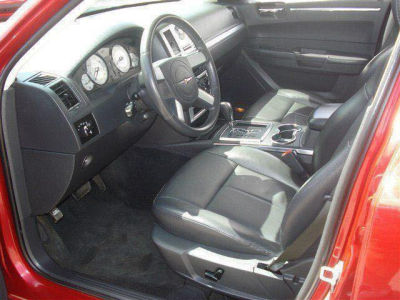 2010 Chrysler 300  Touring