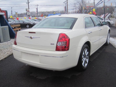2010 Chrysler 300 Touring