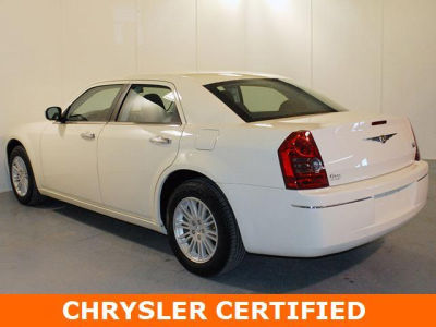 2010 Chrysler 300  Touring