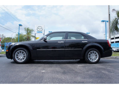 2010 Chrysler 300  Touring