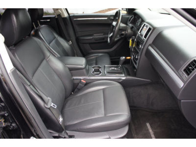 2010 Chrysler 300  Touring