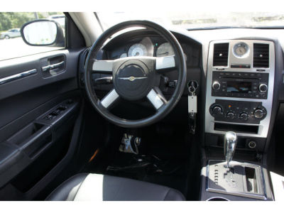 2010 Chrysler 300  Touring