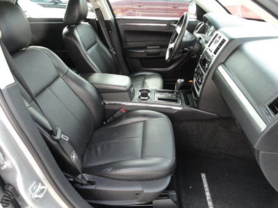 2010 Chrysler 300  Touring