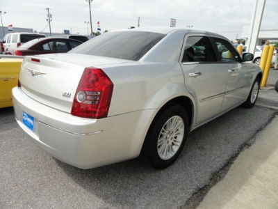 2010 Chrysler 300  Touring