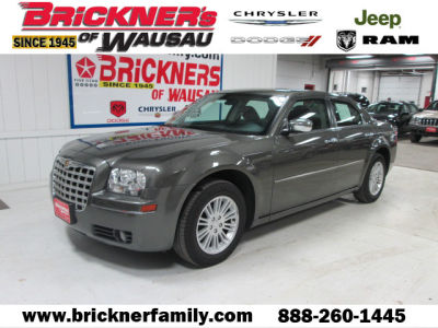 2010 Chrysler 300  Touring