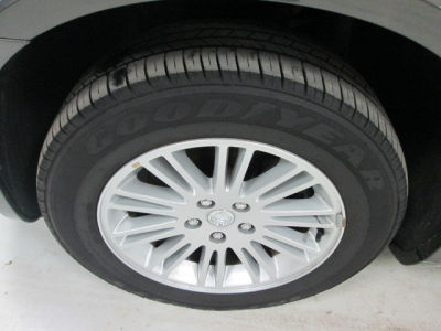 2010 Chrysler 300  Touring