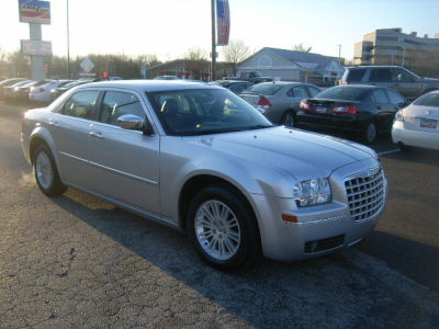 2010 Chrysler 300  Touring