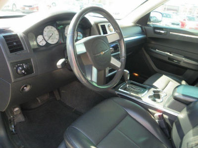 2010 Chrysler 300  Touring