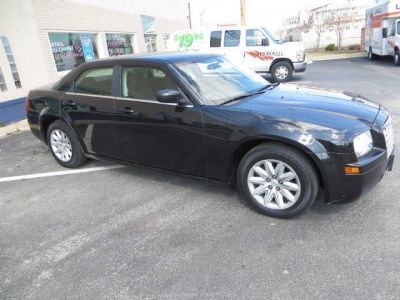 2008 Chrysler 300  LX