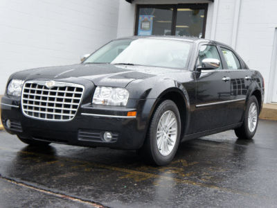 2010 Chrysler 300  Touring