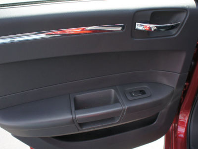 2010 Chrysler 300  Touring Plus