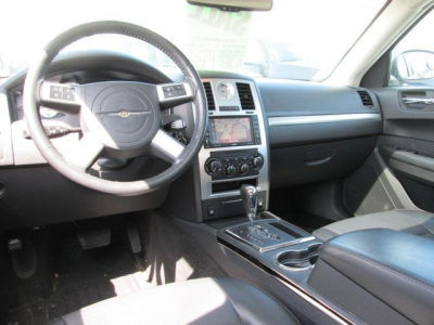 2010 Chrysler 300  Touring
