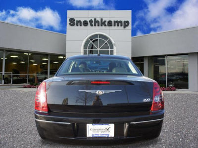 2010 Chrysler 300  Touring