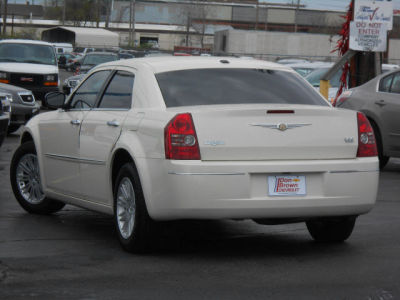 2010 Chrysler 300  Touring