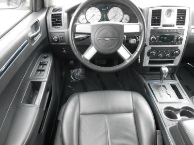 2010 Chrysler 300  Touring