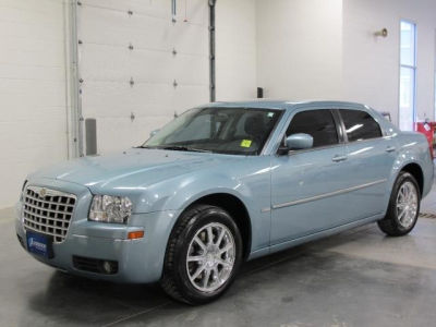 2009 Chrysler 300  Touring/Signature Series