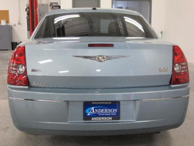 2009 Chrysler 300  Touring/Signature Series