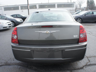 2010 Chrysler 300  Touring