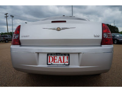 2010 Chrysler 300  Touring