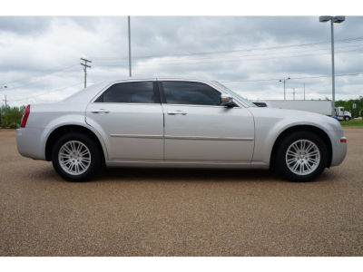 2010 Chrysler 300  Touring