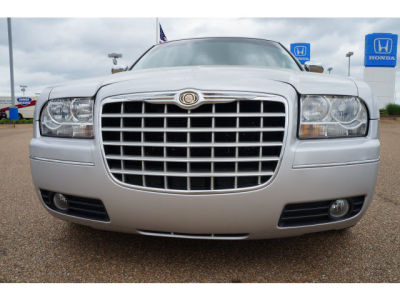 2010 Chrysler 300  Touring