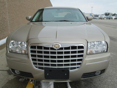 2009 Chrysler 300  Touring/Signature Series