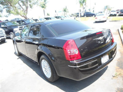2010 Chrysler 300  Touring Plus