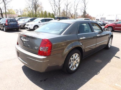 2010 Chrysler 300  Touring