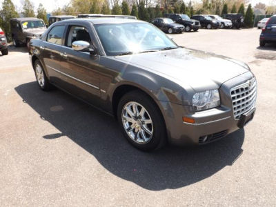 2010 Chrysler 300  Touring