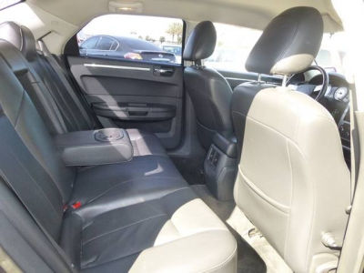 2010 Chrysler 300  Touring