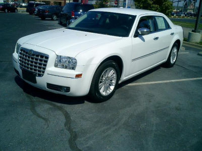2010 Chrysler 300  Touring
