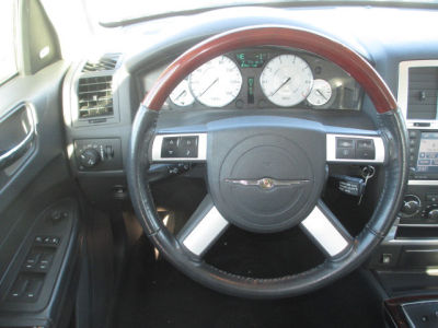 2009 Chrysler 300  Limited