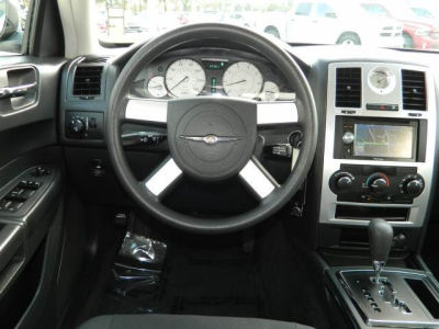 2010 Chrysler 300  Touring Plus