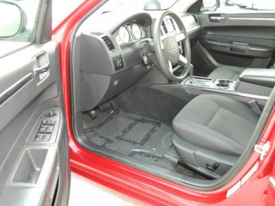 2010 Chrysler 300  Touring Plus