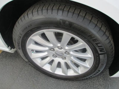 2012 Chrysler 300  Base