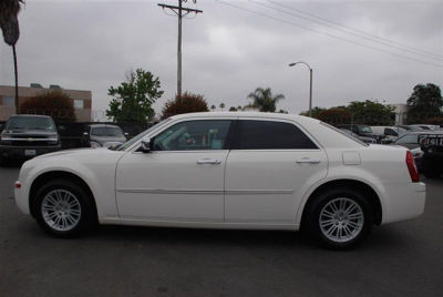 2010 Chrysler 300  Touring
