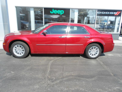 2010 Chrysler 300  Touring