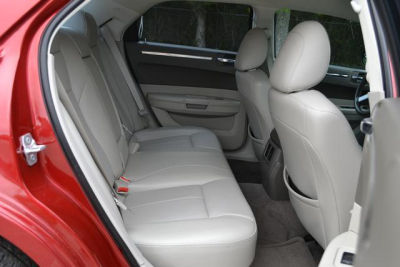 2010 Chrysler 300  Touring