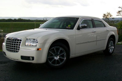 2010 Chrysler 300  Touring/Signature Series