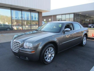 2010 Chrysler 300  Touring