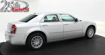 2010 Chrysler 300  Touring