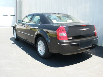 2010 Chrysler 300  Touring