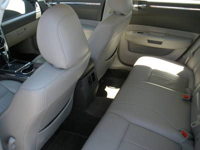 2010 Chrysler 300  Touring